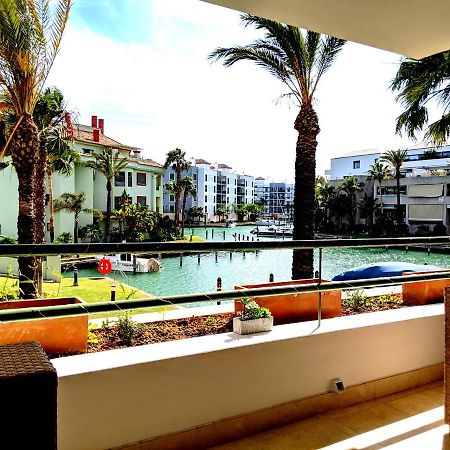 Polo Royale Waterfront Luxury Apt - 3 Terraces And Pool Сотогранде Экстерьер фото